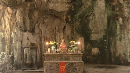 Động Huyền Không