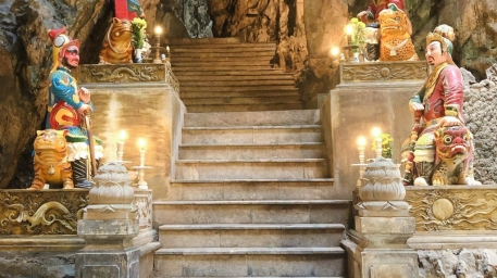 Động âm phủ