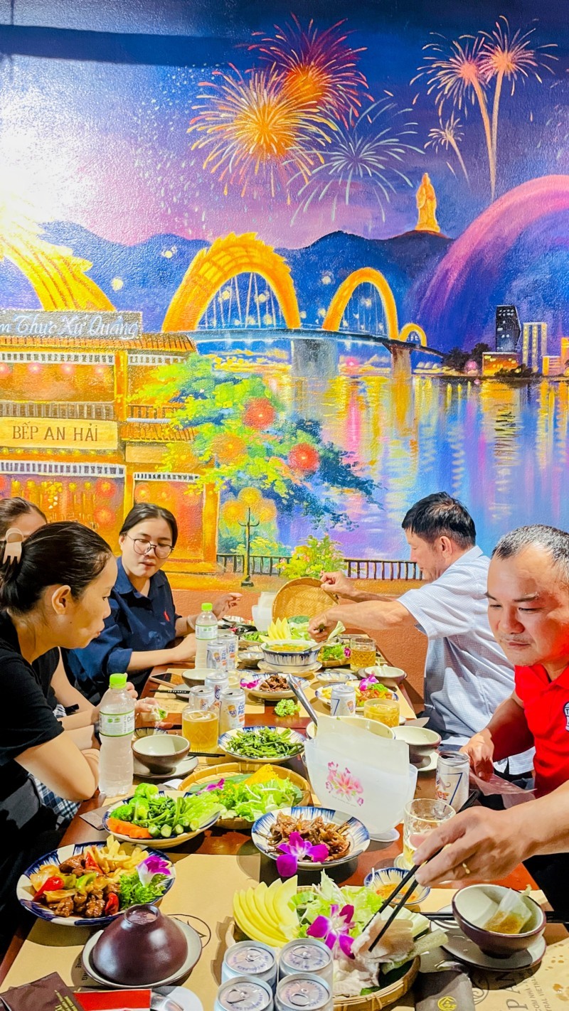 Cơm gia đình