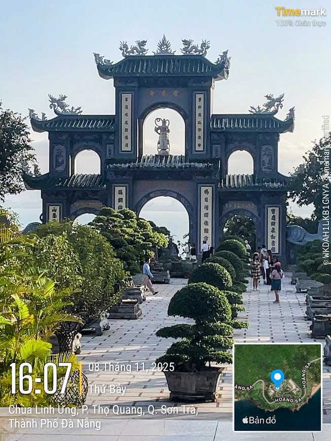 chùa linh sứng sơn trà