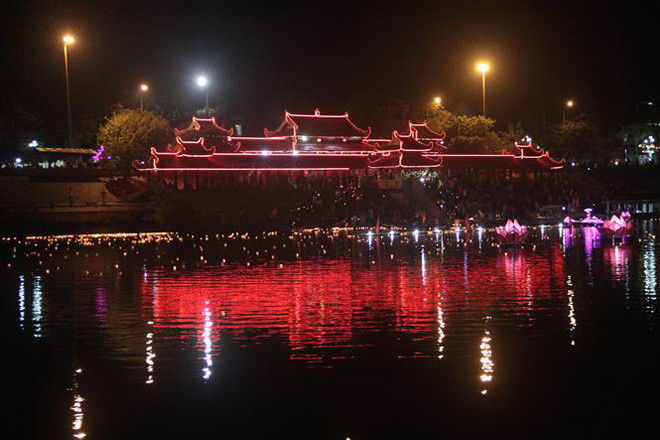 Nhà tưởng niệm Sông Thạch Hãn