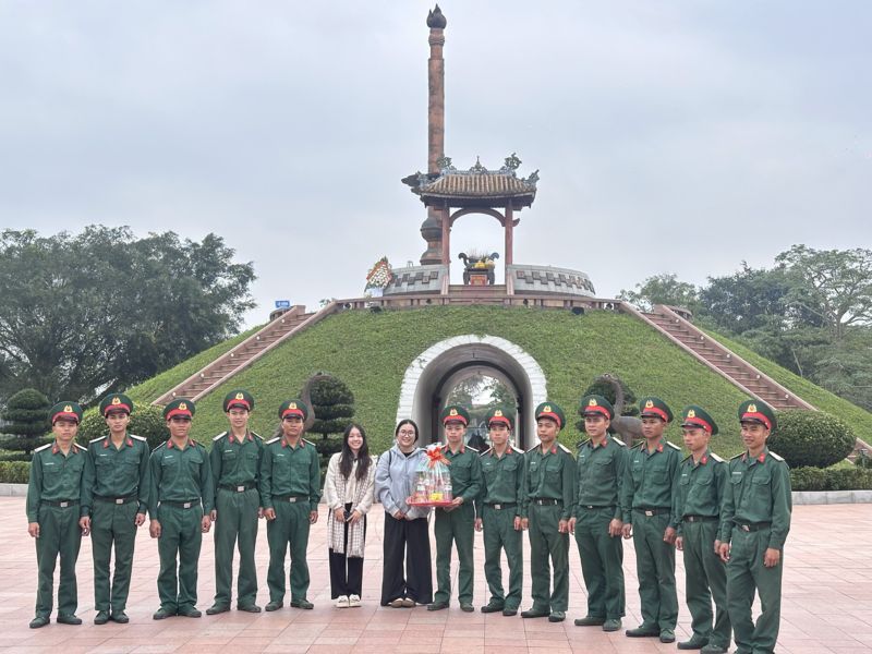 Dâng hương Thành Cổ năm đầu năm 2026