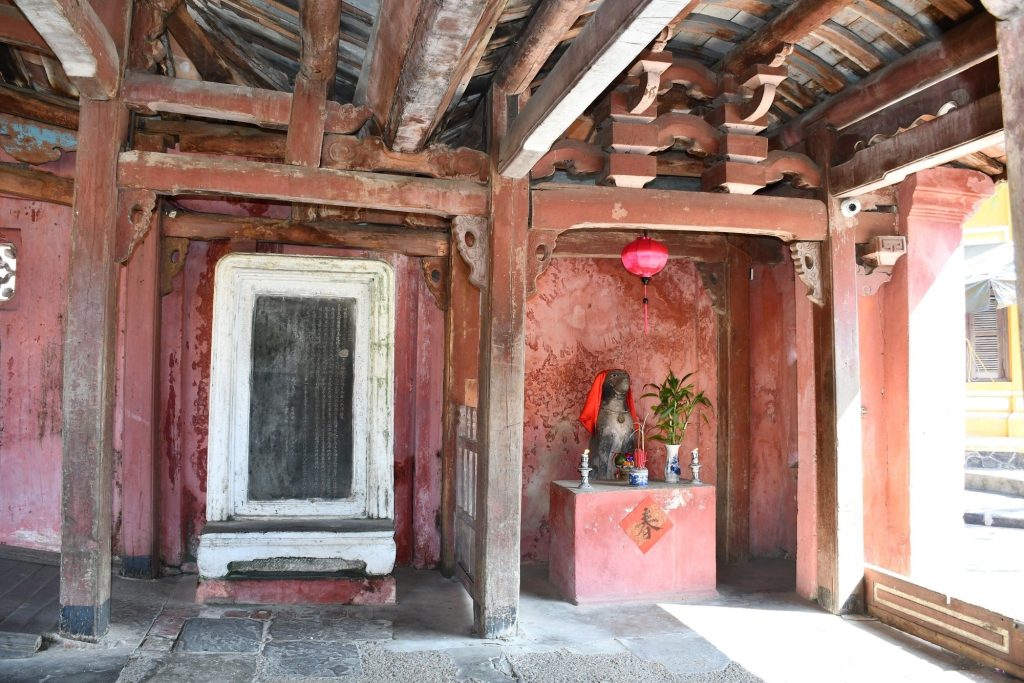 thần thú trong Chùa cầu Hội An