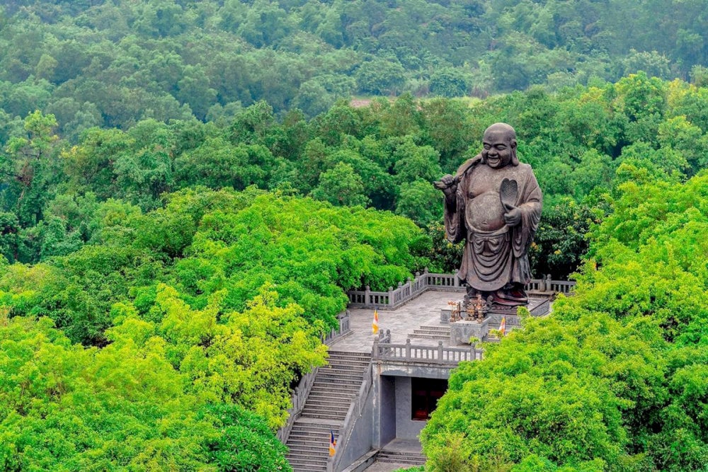 Tượng Phật di lặc Chùa Bái Đính