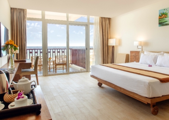Sandy Beach Non Nuoc Resort