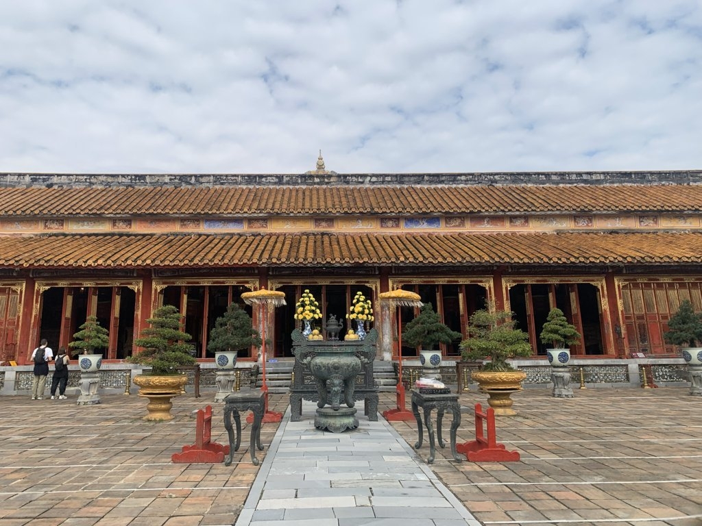Tour Đà Nẵng – Huế: Hoàng thành Huế – Dấu xưa còn vương mái ngói, câu chuyện thì thầm trong từng viên gạch