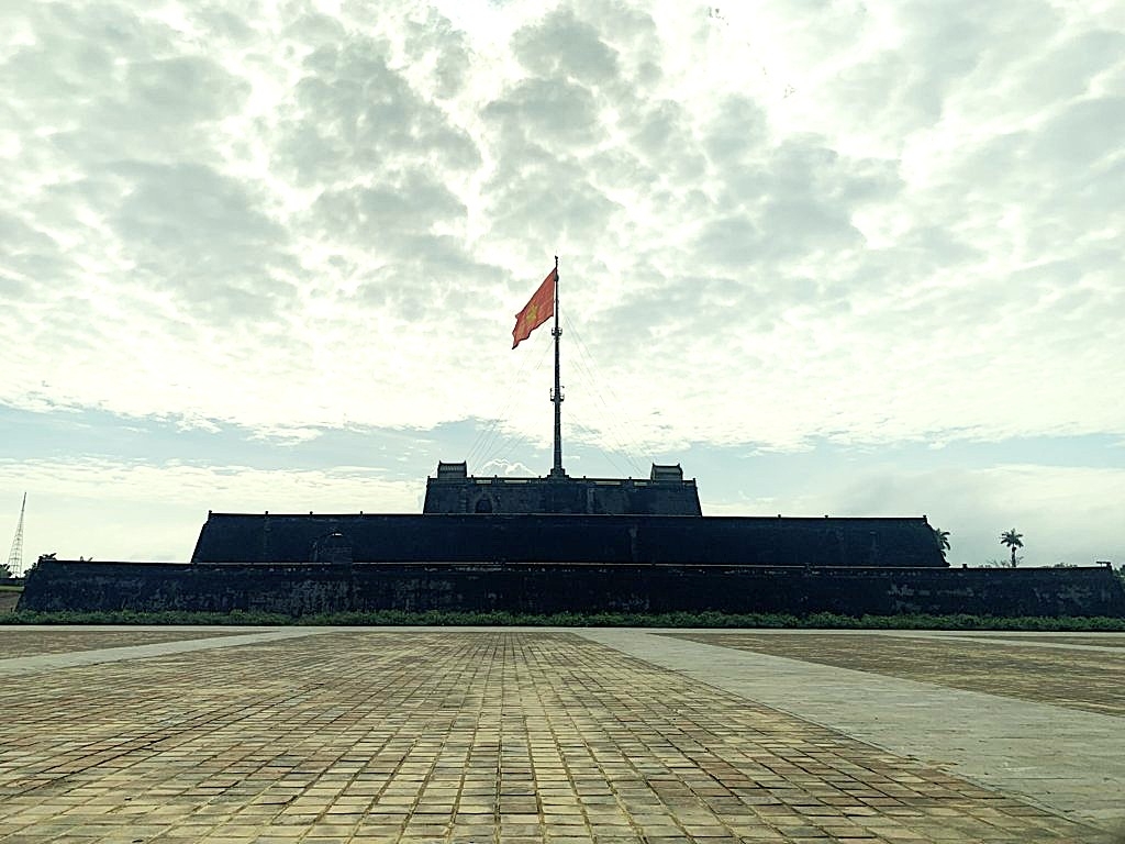 Tour Đà Nẵng – Huế: Hoàng thành Huế – Dấu xưa còn vương mái ngói, câu chuyện thì thầm trong từng viên gạch
