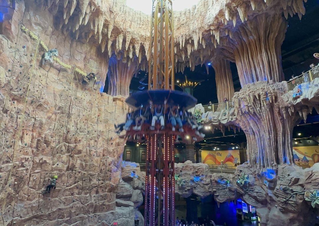 Hình ảnh thực tế Tour Bà Nà Hills Sáng Sớm: Bắt trọn khoảnh khắc Cầu Vàng vắng người, ngắm bình minh & biển mây tĩnh lặng cùng Du lịch Bản Địa Đà Nẵng